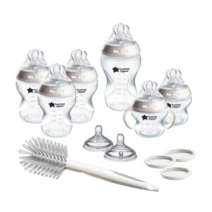 Read more about the article Tommee Tippee Natural Start Grow with Baby Bottle Set, 5oz, 9oz and 11oz, Slow, Medium and Thicker Flow Nipples, Removable Bottle Handles, Self-Sterilizing