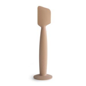 Read more about the article mushie Diaper Cream Applicator Soft Silicone with Suction Base (Natural)